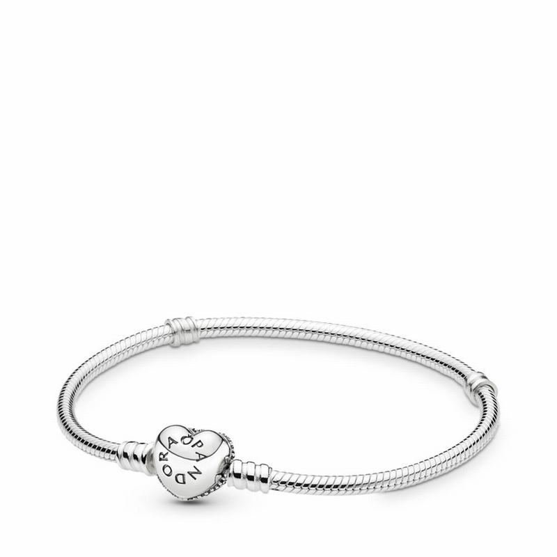 Pandora Moments Sparkling Heart & Snake Chain Bracelet Silver Egypt XV7480152